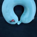 Neck pillow travels